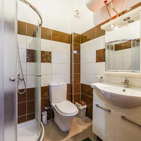 Urban Sea Escape By Pikhost Daire Saranda