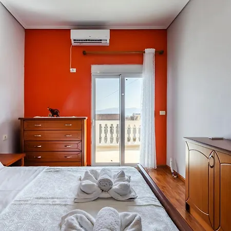 Urban Sea Escape By Pikhost