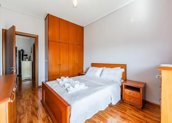 Urban Sea Escape By Pikhost