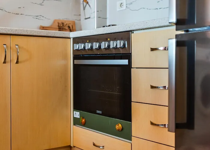 Urban Sea Escape By Pikhost * Sarandë